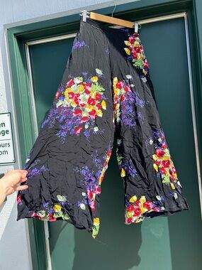 Vintage 90s Betsey Johnson Size Small Black Floral Wide Leg Pants